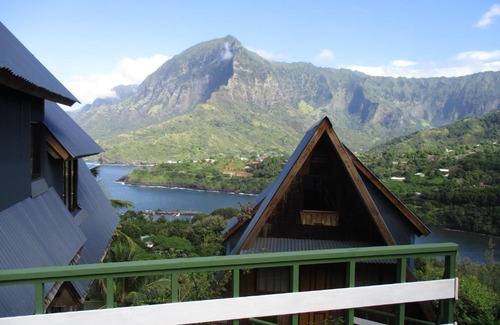 Atuona Ski Chalet | Chalets Hanakee