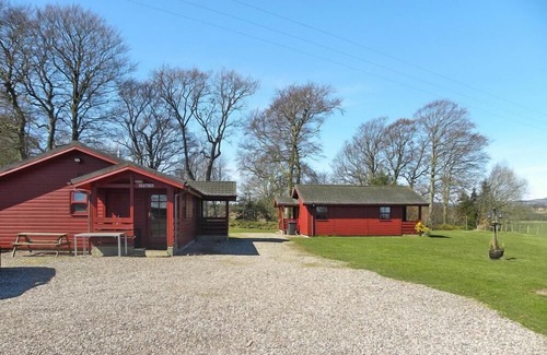 Kirriemuir Resort | Chalets Hunters Cabins, Forfar