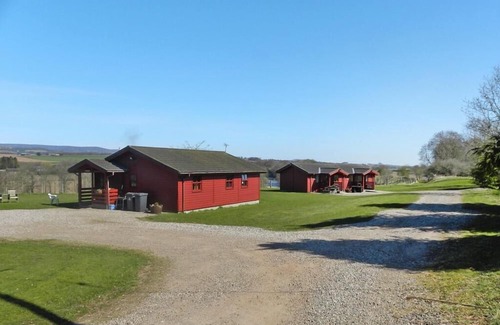 Kirriemuir Resort | Chalets Hunters Cabins, Forfar