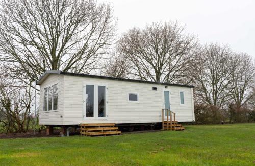 Gapinge Ski Chalet | Chalets op Minicamping Dorpszicht