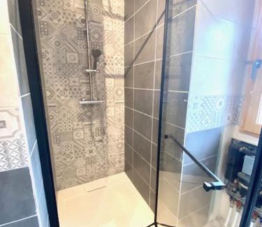 Saint-Jean-de-Maurienne Apartment | Chaleur Alpine