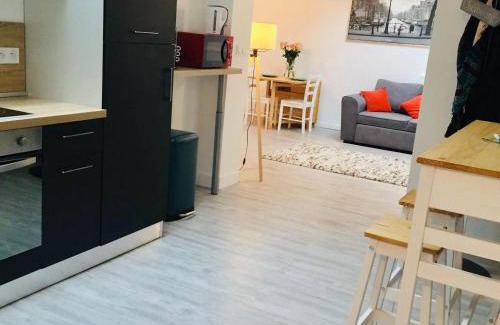 Cherbourg-en-Cotentin Apartment | Chaleureux et spacieux appartement de centre-ville - Lit King Size - NETFLIX