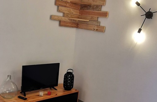 Aurillac Apartment | Chaleureux t2 Refait a Neuf