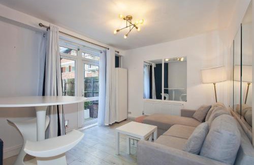 Haverstock Apartment | Chalk Farm Garden Flat