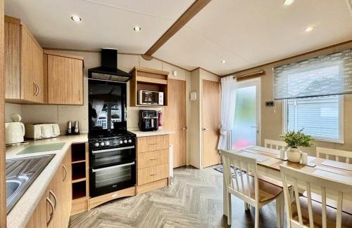 Challaborough House | Challaborough Bay Holiday Park - Holiday Accommodation 21806