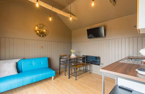 Abbess Roding House | Challenger by Bloom Stays
