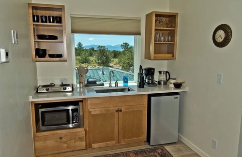 Baca Grande House | Challenger Views at Ridgecrest: Peaceful Retreat