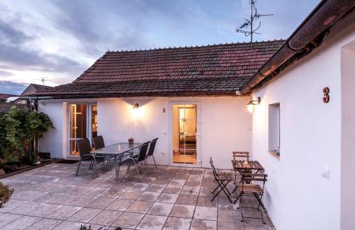 Hlohovec House | Chalupka