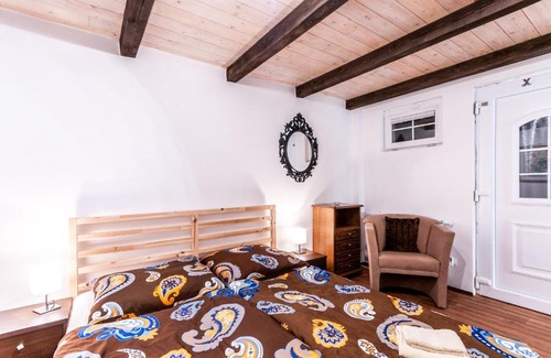 Hlohovec House | Chalupka