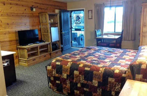 Chama Cabin | Chama River Bend Lodge