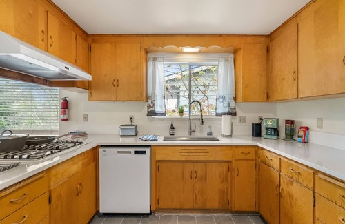 University Place House | Chambers Bay Golf House in University Place, WA