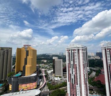 Kuala Lumpur City Centre Apartment | Chambers Residence by Golden Homestay