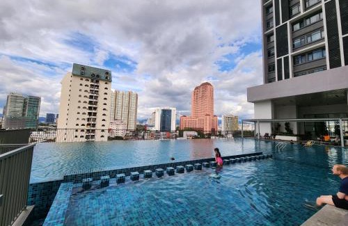 Kuala Lumpur City Centre Apartment | Chambers Residence Suites Couple Studio