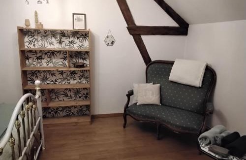 Saint-Eustache-la-Foret House | Chambre à la campagne