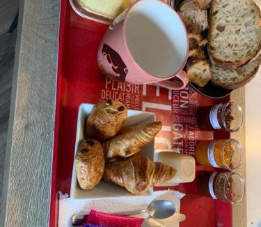 Muret Bed & Breakfast | Chambre 11 m2 privée et calme à Muret chez l'habitant