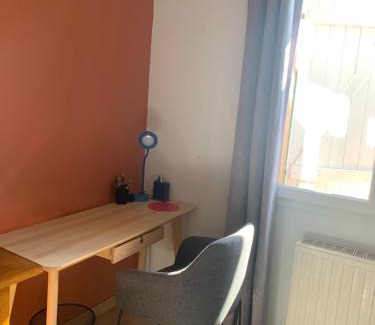 Muret Bed & Breakfast | Chambre 11 m2 privée et calme à Muret chez l'habitant