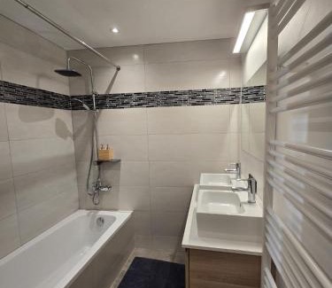 Lorcy House | Chambre 2 P à Saint Hubert