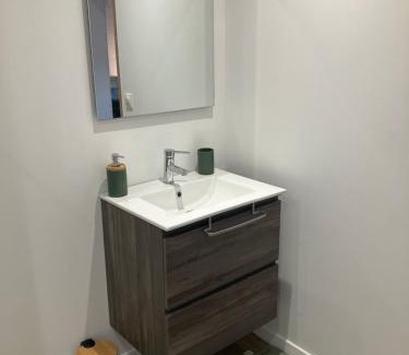 Gignac House | Chambre 2 piscine