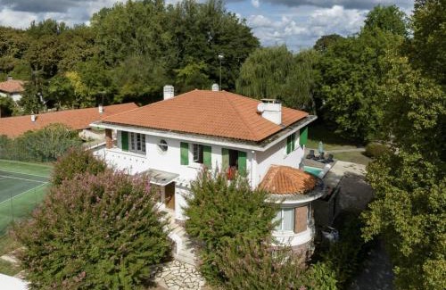 Labouheyre House | Chambre 2 Rouge