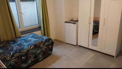 Collignon House | Chambre 2lit célibataire schaarbeek sous-sol