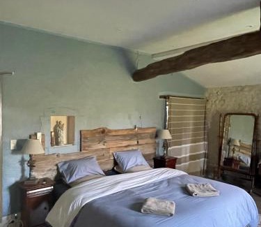 Bardenac House | Chambre 35 m2 spacieuse calme avec piscine Sud Charente
