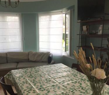 Labouheyre House | Chambre 5 Rose - WIFI - Proche gare