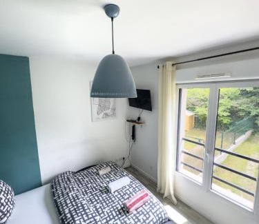 Antony House | Chambre AMOUR proche de Paris et à 10 minutes d'Orly