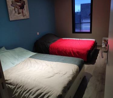 Coutances House | Chambre avec 2 lits double 120