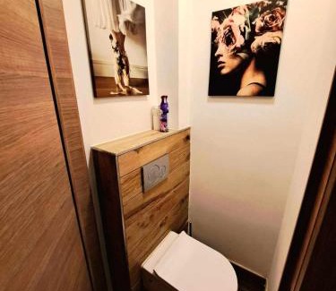 Liege House | chambre avec 2 lits séparé dans une maison l'hote