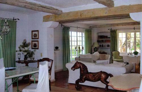 Le Rouret House | Chambre avec acces jardin et piscine. Weekend ou semaine.