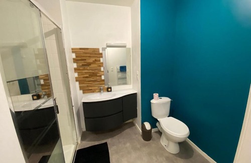 Plessis Tison Apartment | Chambre avec cuisine privé