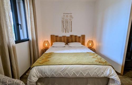 Faverolles Bed & Breakfast | Chambre Bohème avec piscine chauffée et Wi-Fi gratuit - FR-1-591-704