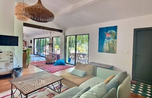 Quartier des Espesses Bed & Breakfast | Chambre Bohème Dans Villa Avec Piscine et Jardin Paysagé,