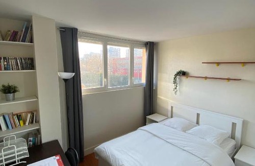 Massy House | Chambre calme (Mars) - proche Paris et TGV