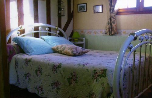 Fourneville Bed & Breakfast | Chambre chez Corinne