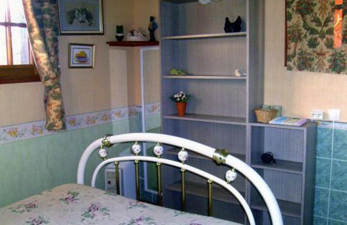 Fourneville Bed & Breakfast | Chambre chez Corinne