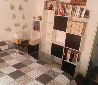 Saint-Sylvestre House | CHAMBRE CHEZ L'HABITANT - ROOM IN THE OWNER'S APARTMENT