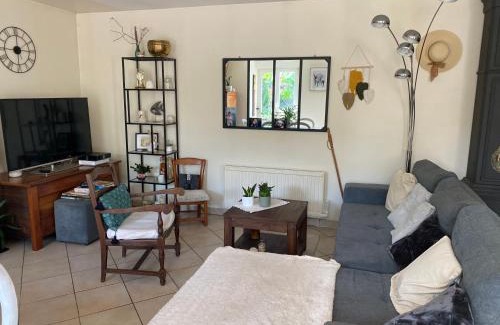 Val-d'Ize House | Chambre chez Laurence