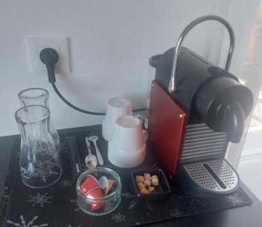 Saint-Laurent-d'Arce Bed & Breakfast | Chambre climatisée à 20 minutes de bordeaux