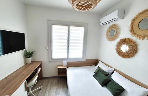 Beaux Arts-Boutonnet House | Chambre climatisée lit double dans villa - Proche Centre Tramway