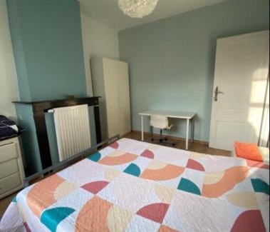 Collignon House | Chambre confortable lits double schaarbeek premier étage