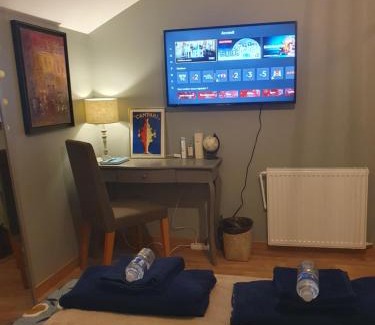 Noisy-le-Grand Bed & Breakfast | Chambre cosy Bed and Breakfast entre Paris et Disney