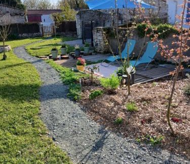 Longeville-sur-Mer Bed & Breakfast | Chambre d'hôte avec salle de bain cosy au coeur du marais de Longeville-sur-mer