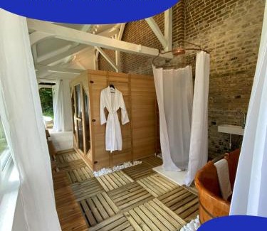 Quesnoy-le-Montant Bed & Breakfast | Chambre d’hôtes au Château Le Bas Bleu, Anaïs Nin