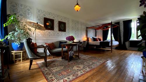 Quesnoy-le-Montant House | Chambre d'hôtes Marina - Château Le Bas Bleu
