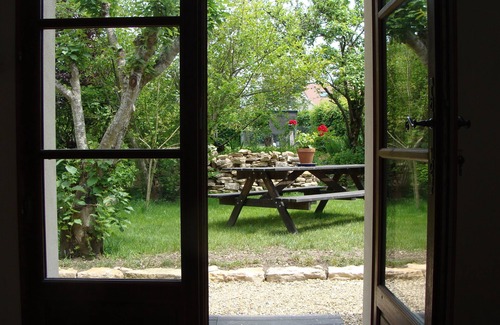 Saint-Loup-Geanges Bed & Breakfast | Chambre D'hôtes Colette