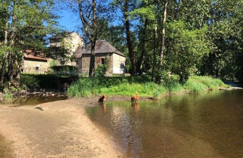 Pionnat House | Chambre d'hôte Moulin du Breuil.
