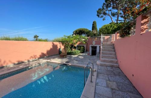 Saint Antoine Bed & Breakfast | Chambre d'hôtes A l'ancre marine de la Villa Rose