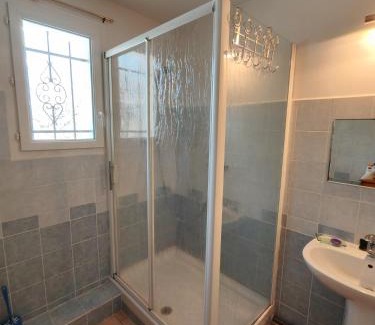 Barret-de-Lioure Bed & Breakfast | Chambre d'hôtes, à la nuitée