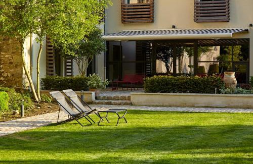 Mauregard Bed & Breakfast | Chambre d'hôtes Les Herbes Folles